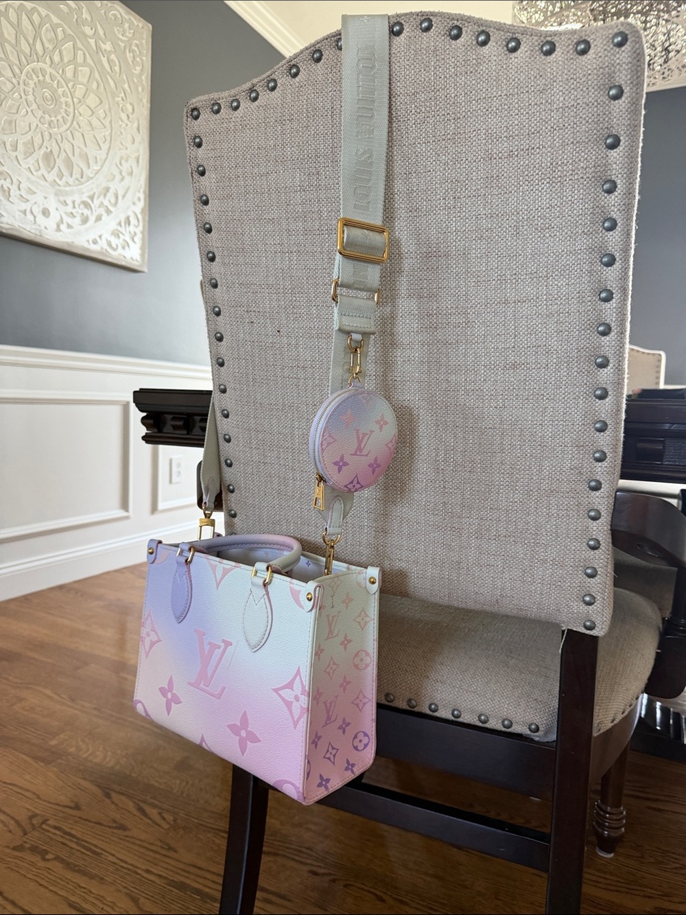 Louis Vuitton Pastel Gradient Monogram OnTheGo Tote in Pink and Lavender - Picture 3 of 11